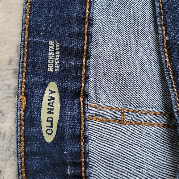 Old navy jeans - Picture 2 of 4
